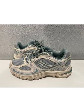 Saucony Women's Sneakers Size 8.5 - Light Blue and Cream
